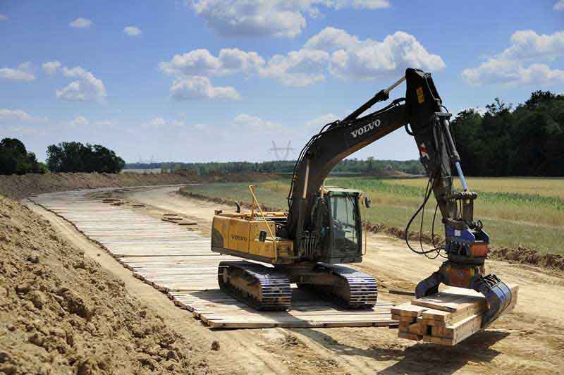 timber mats construction site